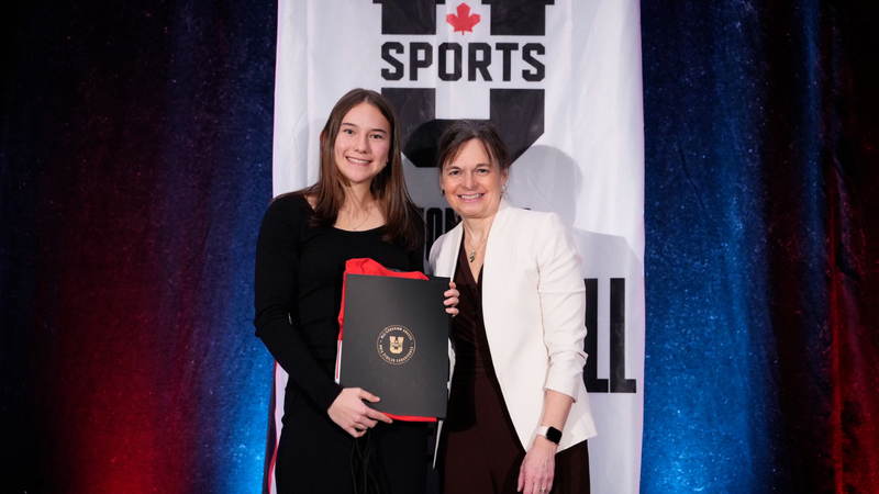 SMUS Alumni Avery Geddes '25 winning U Sports award