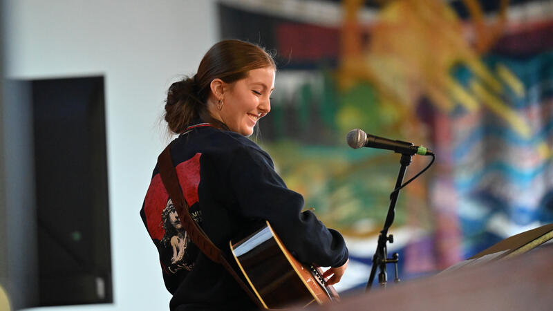 Senior Chapel Maddie Cormie