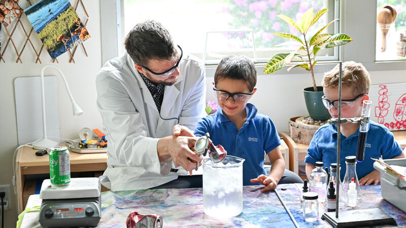 Junior Kindergarten science lab 